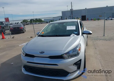 2021 Kia Rio S из США, поврежденный, VIN 3KPA24AD7ME364727